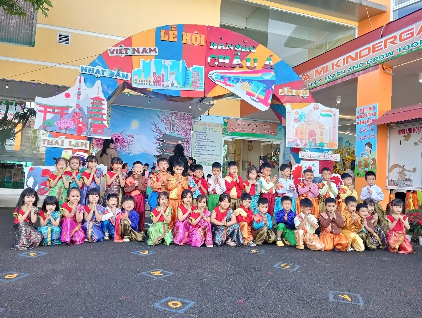 LỄ HỘI ” BẢN SẮC CHÂU Á”