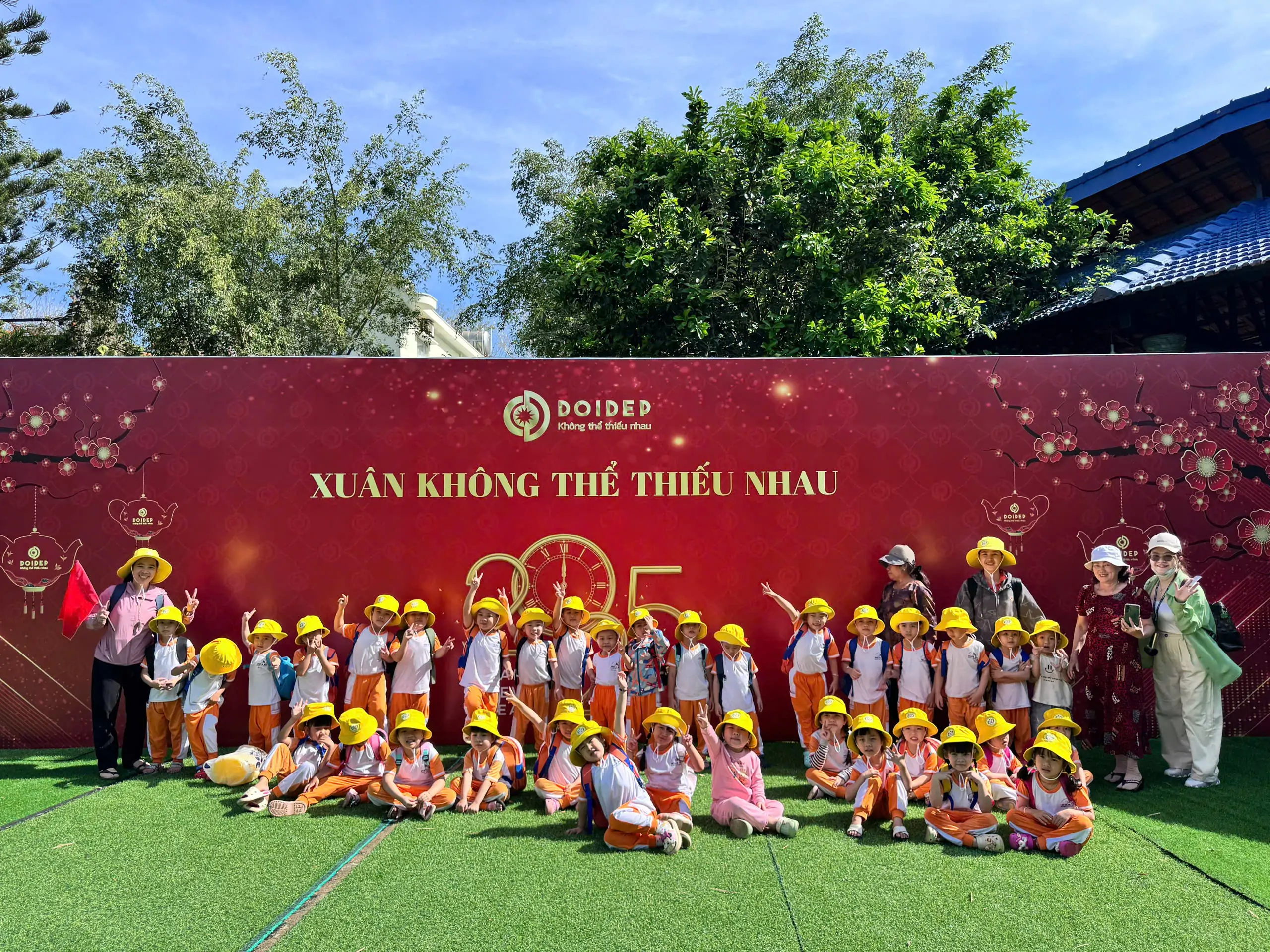 CHUYẾN ĐI DÃ NGOẠI CỦA CÁC BÉ TRƯỜNG MẪU GIÁO HỌA MI TẠI TEA RESORT ĐÔI DÉP – BẢO LỘC